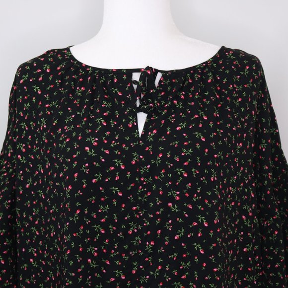 Levi's Flowy Floral Top with KeyHole Tie Black - Picture 2 of 9
